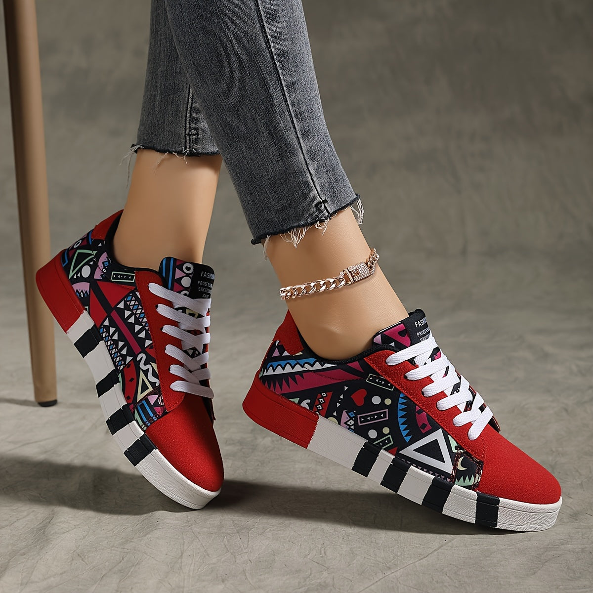 Geo-Patterned All-Season Sneakers: Lightweight, Breathable & Non-Slip Casual Shoes