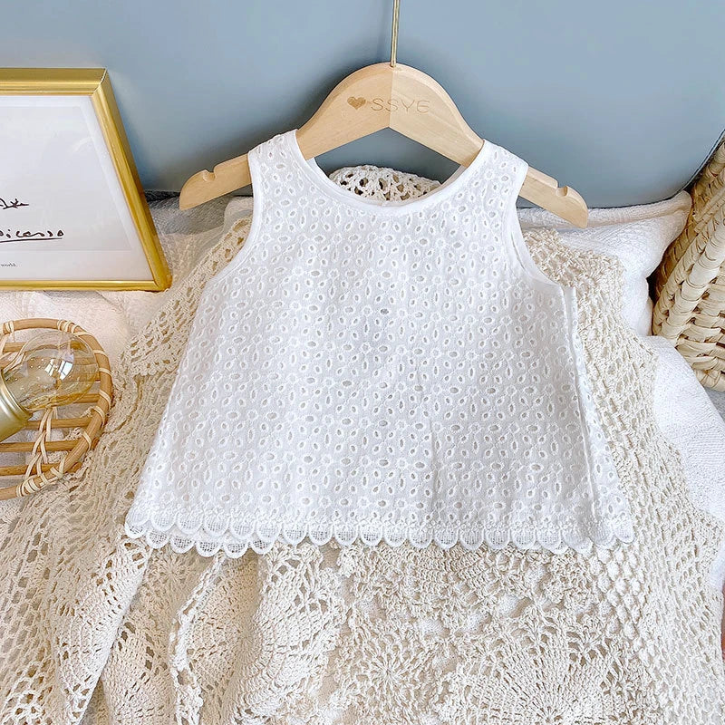 Girls 2024 Summer Clothing Sets Hollow Lace Suit Baby Casual Sleeveless T-shirt+Shorts Kids Clothing Sets Baby Clothes Outfits