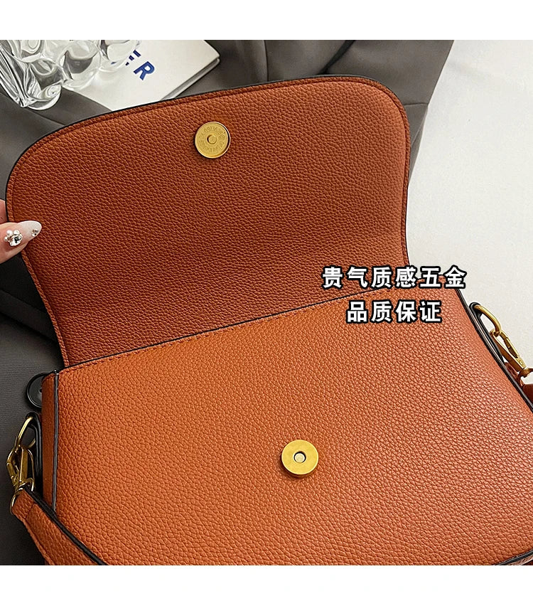 Women's Fashion Leather Tote Bags By Famous Designer Luxury Brand For Elegant And Popular Ladies Trendy