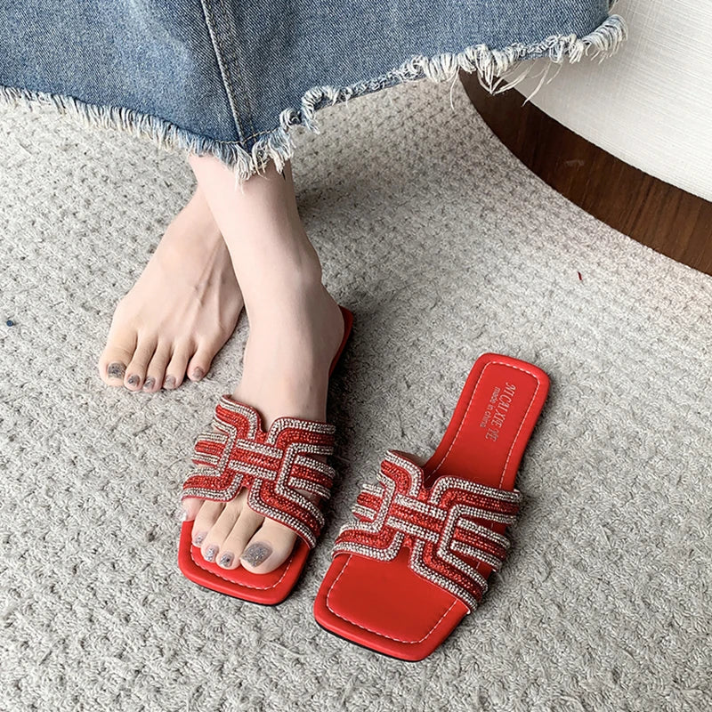 Women Rhinestone Slippers Summer Outdoor Slippers Fashion Non-Slip Beach Shoes Comfortable Flat Square Heel Sandals Slides Women
