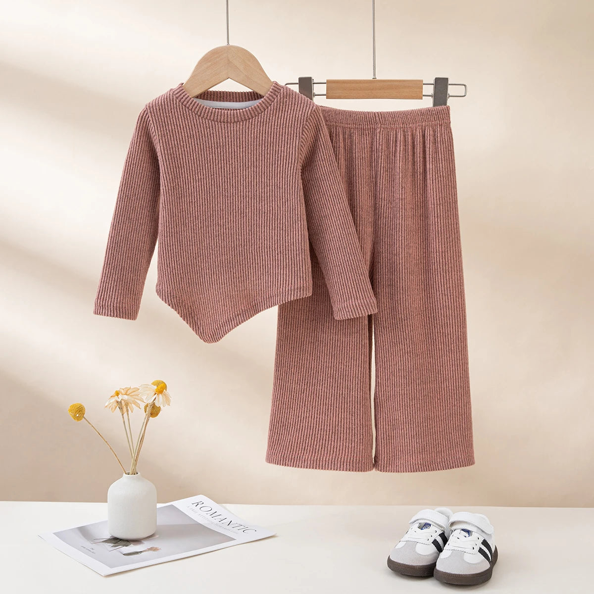 Girls' Solid-Colour Spring/Autumn Long-Sleeved Top and Casual Trousers Two-Piece Set, Trendy Outfit, Children's Fashion Clothing