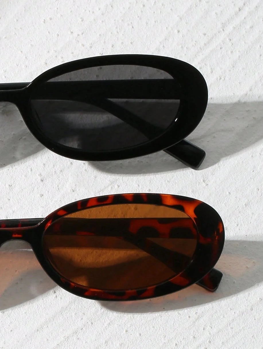 2pcs Vintage Small Frame Oval Shaped Plastic Sunglasses Outdoor Travel Beach Holiday UV Protection Fashionable Shade Travel