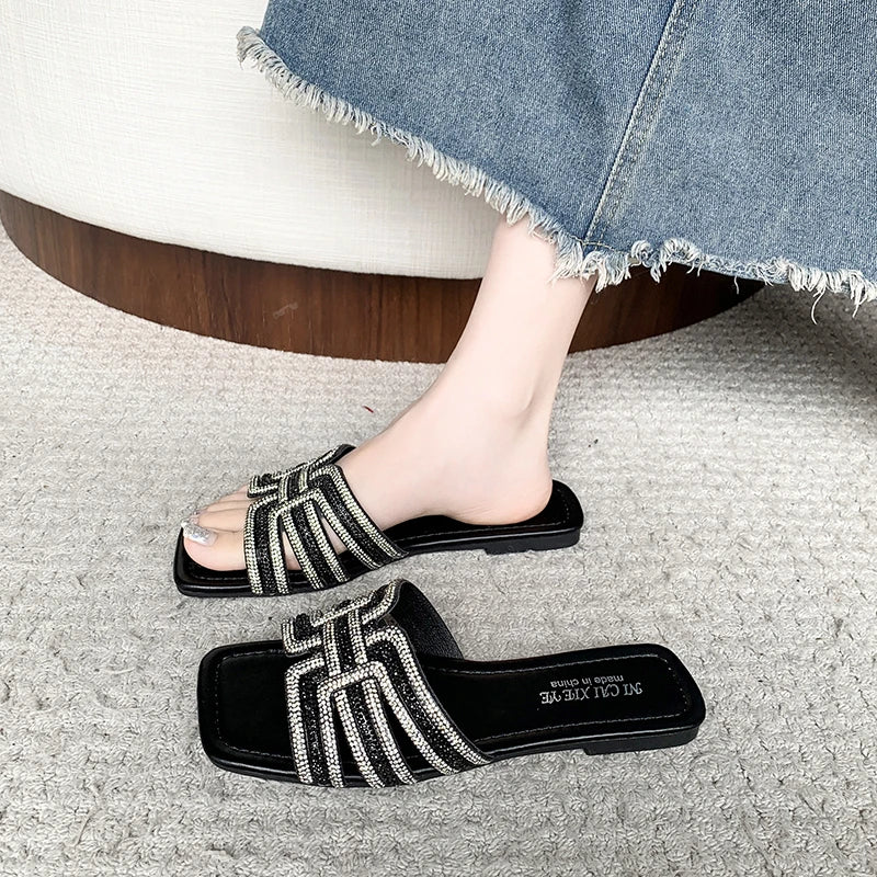 Women Rhinestone Slippers Summer Outdoor Slippers Fashion Non-Slip Beach Shoes Comfortable Flat Square Heel Sandals Slides Women