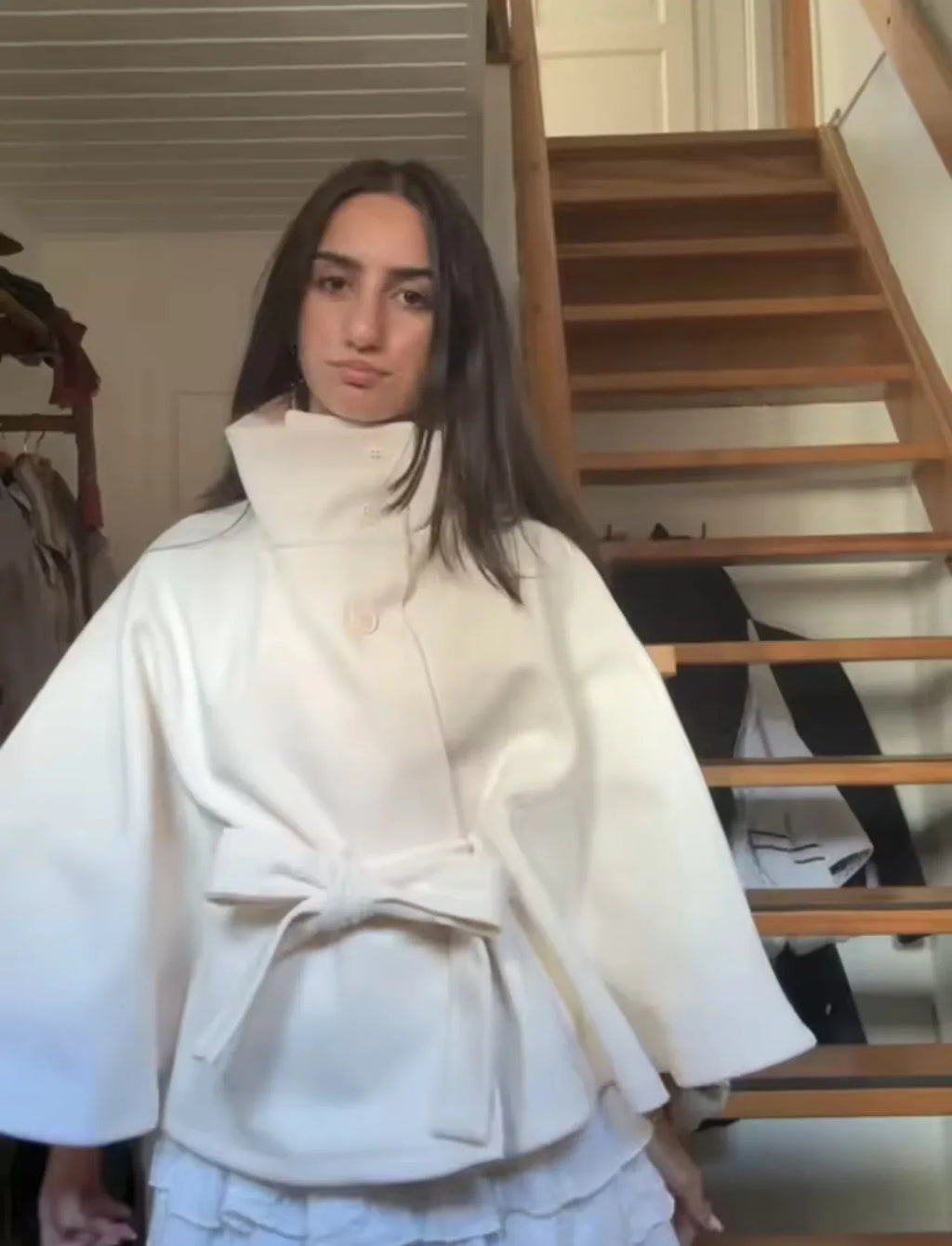 Womens Short Cape Coats For Women Belt Blends Coats Autumn Winter Solid Coats Elegant Cloak Jacket Ladies 2025