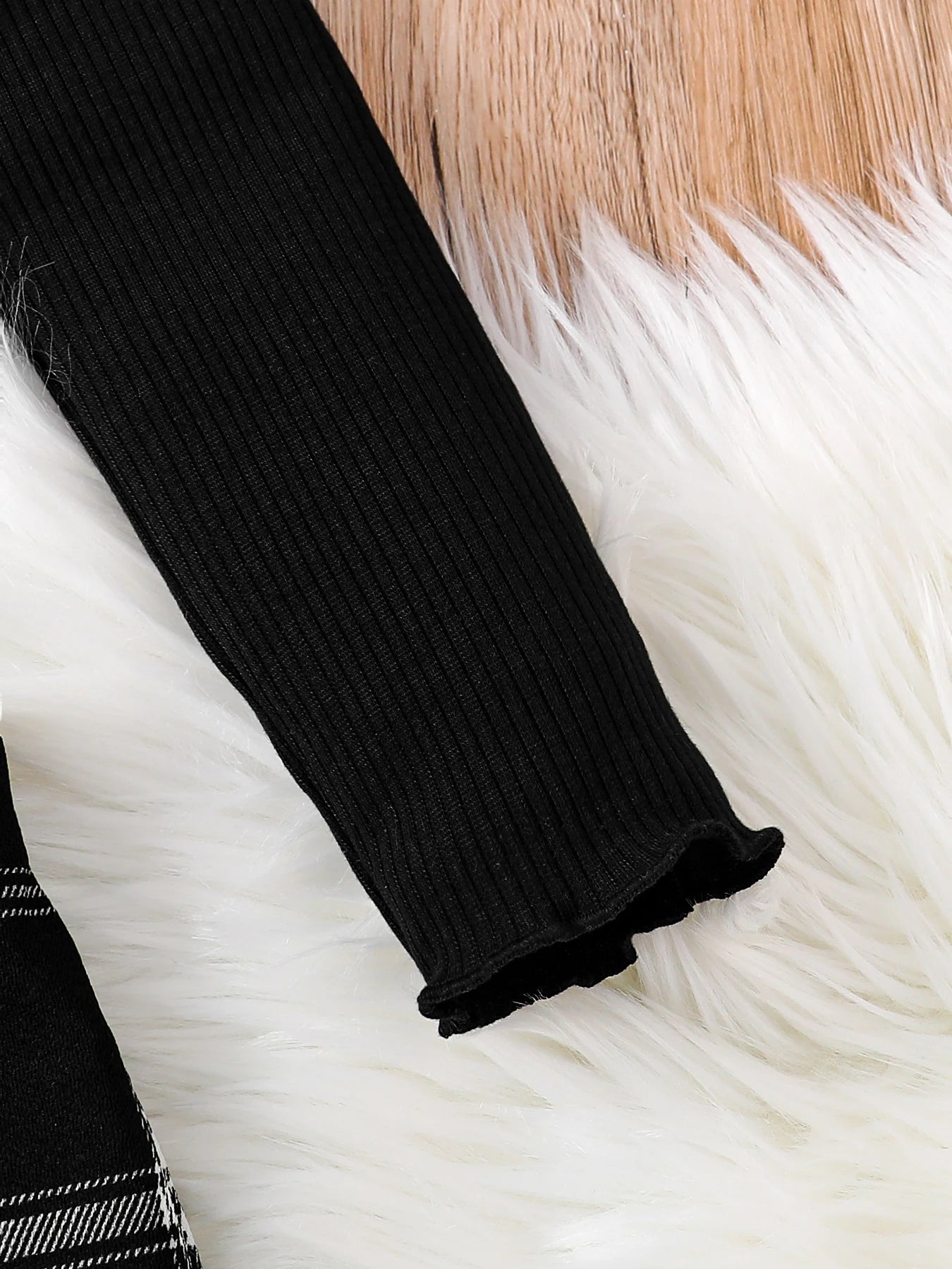 Girls spring new children's fashion casual clothing knitted crew-neck long-sleeved top + asymmetrical plaid skirt 2-piece set