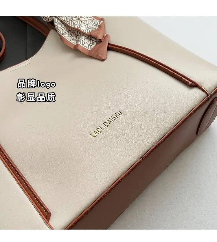 Women's Bag Casual Fashion Handbag New Summer Black Handbag Large Capacity Shoulder Bag Niche Commuter Female Bag Tote Bag