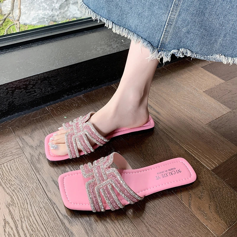 Women Rhinestone Slippers Summer Outdoor Slippers Fashion Non-Slip Beach Shoes Comfortable Flat Square Heel Sandals Slides Women